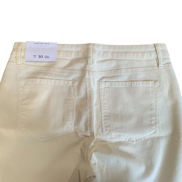 LOFT Women's Skinny Jeans in Cream - Picture 11 of 12